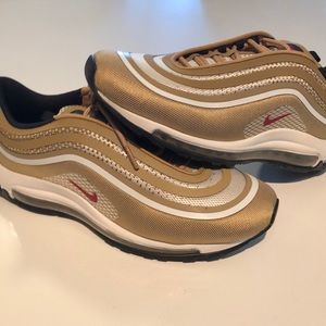 Worn once Nike Air Max 97 Men’s Sneakers size 9